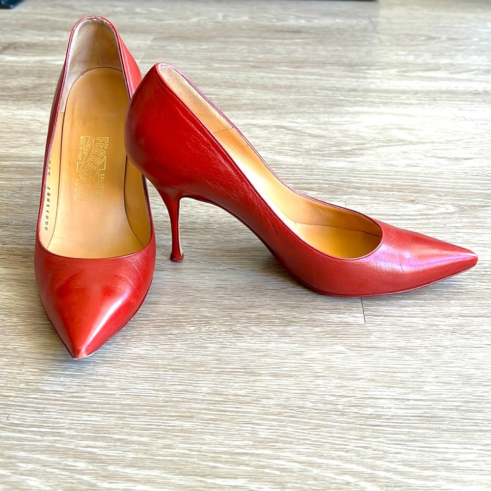 Reddish Ferragamo Pumps